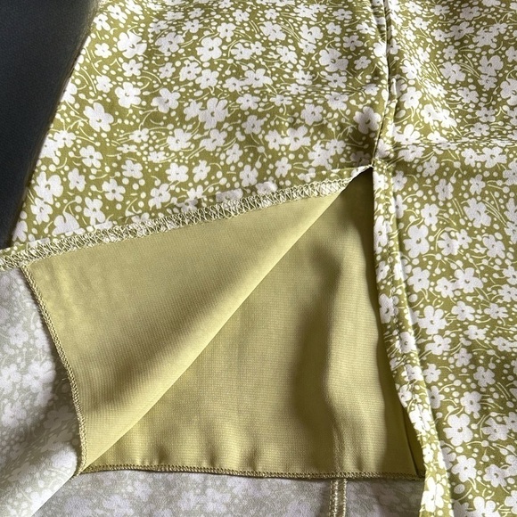 Rihoas The Floral Split Midi Skirt In Green And White Size L - Picture 7 of 11